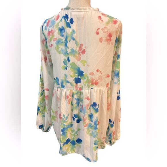 Bobeau Studio B Long Sleeve White Floral Blouse Size Medium NWT - Picture 3 of 8